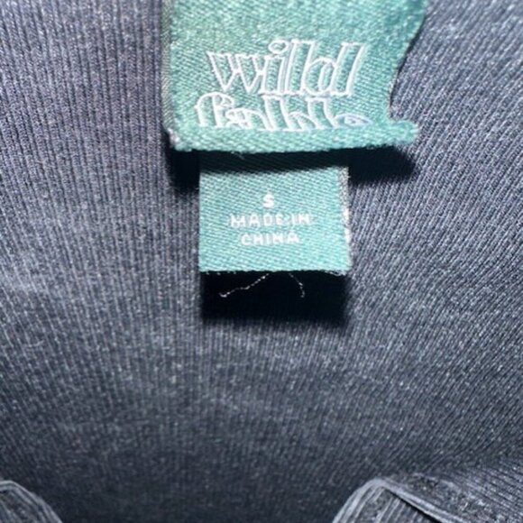 Wild Fable Women's Small Crop Top Black Ribbed Short Sleeve V-Neck Twist-Front - Picture 4 of 5